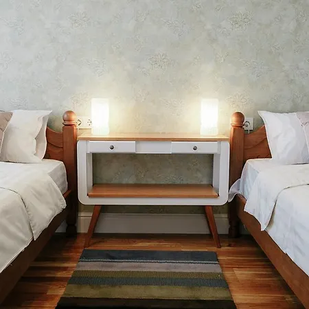 Apartment Royal Flowers